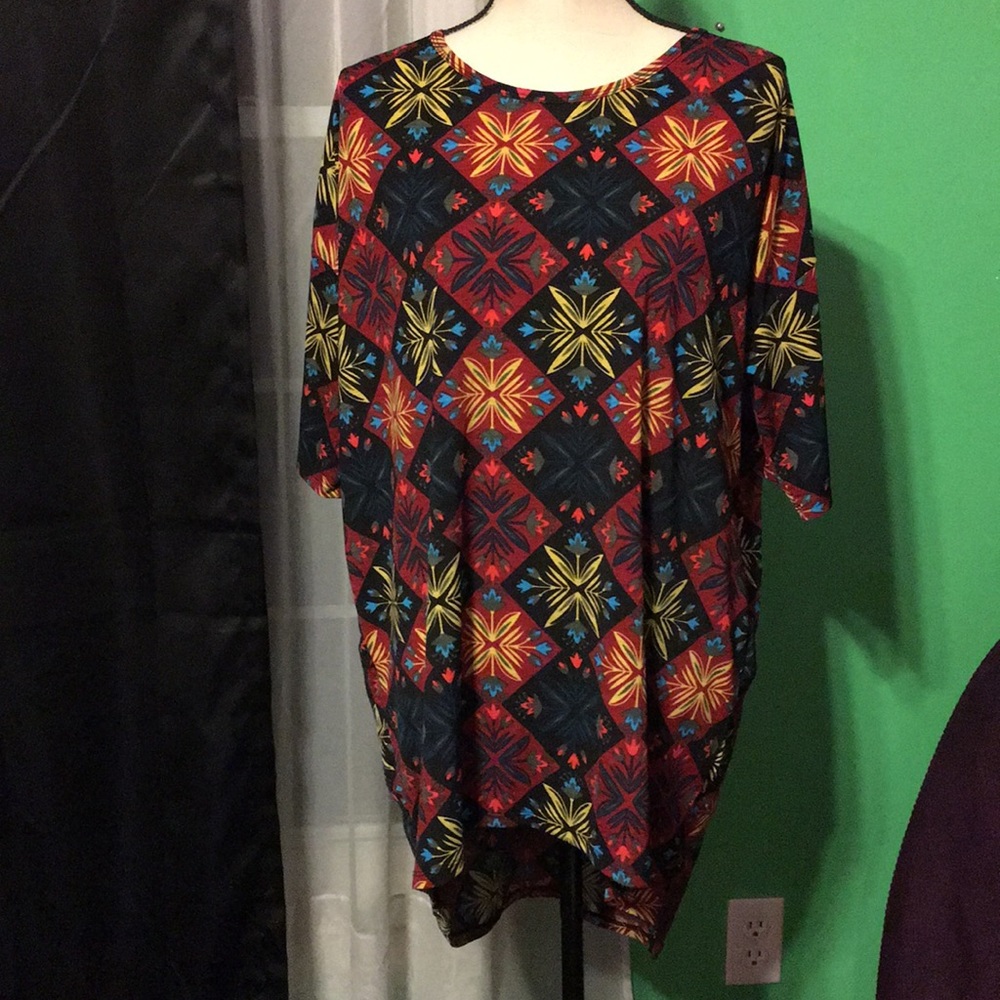 Floral Lularoe Irma Tunic